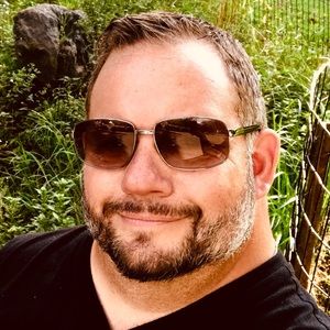 Meet your Posher, Mark